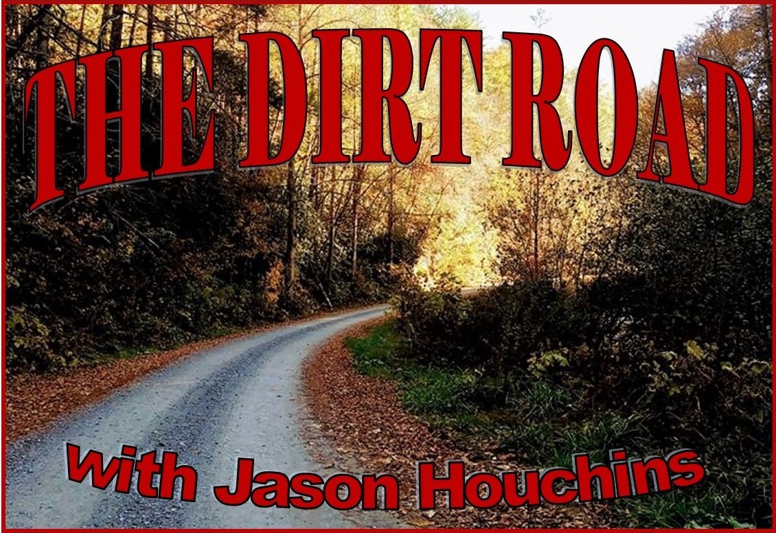 Dirt Road Logo