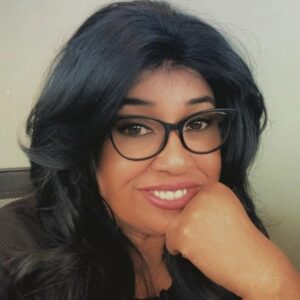 Photo of artist Jean Haynes